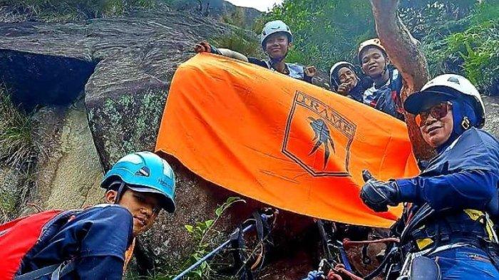 Gunung Parang Menjadi Tempat Favorit Untuk Kegiatan Panjat Tebing Dan Camping